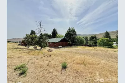 1879 Old Hwy 97, Malott, WA 98829 - Photo 37