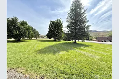 1879 Old Hwy 97, Malott, WA 98829 - Photo 33
