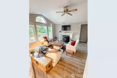 32115 71st Avenue Ct E, Eatonville, WA 98328 - Photo 3