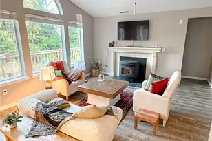 32115 71st Ave Ct E, Eatonville, WA 98328 - Photo 3