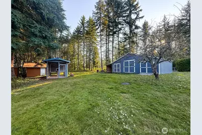 32115 71st Avenue Ct E, Eatonville, WA 98328 - Photo 13