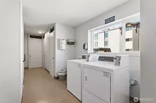 2500 Canterbury Ln E, Seattle, WA 98112 - Photo 27