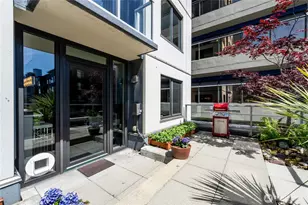 76 Cedar St, Seattle, WA 98121 - Photo 7