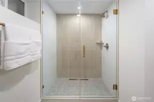 9553 Evanston Ave N, Seattle, WA 98103 - Photo 25