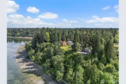 7544 Sandy Point Beach Road NE, Olympia, WA 98516 - Photo 5