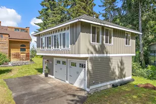 7544 Sandy Point Beach Road NE, Olympia, WA 98516 - Photo 7