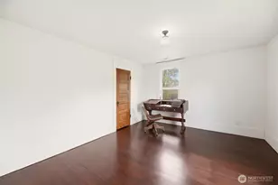 307 Maple St, Hamilton, WA 98255 - Photo 33