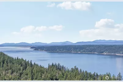4181 Eagle Ridge Drive, Camano Island, WA 98282 - Photo 3