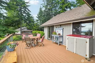 4181 Eagle Ridge Dr, Camano Island, WA 98282 - Photo 21