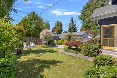 7729 12th Avenue SW, Seattle, WA 98106 - Photo 27