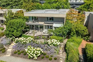 9829 NE 1st St, Bellevue, WA 98004 - Photo 35