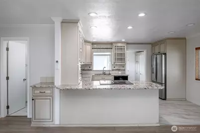 2217 E 64th Street, Tacoma, WA 98404 - Photo 9