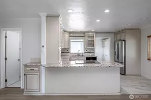 2217 E 64th St, Tacoma, WA 98404 - Photo 9