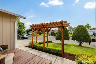1004 S 28th St, Mount Vernon, WA 98274 - Photo 3