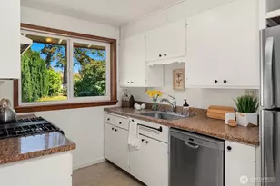 16022 11th Ave SW, Burien, WA 98166 - Photo 11