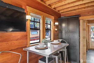 1900 Westlake Ave N, Seattle, WA 98109 - Photo 21