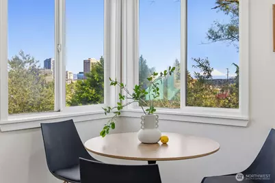 331 NE 53rd Street, Seattle, WA 98105 - Photo 15