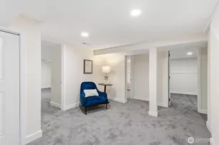 331 NE 53rd St, Seattle, WA 98105 - Photo 25