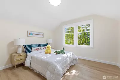 331 NE 53rd Street, Seattle, WA 98105 - Photo 21
