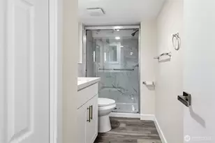 331 NE 53rd St, Seattle, WA 98105 - Photo 29
