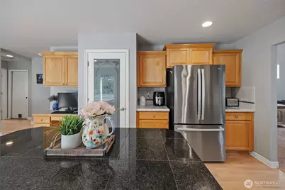 12811 SE 302nd Street, Auburn, WA 98092 - Photo 9