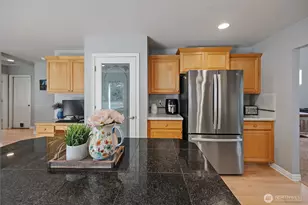 12811 SE 302nd St, Auburn, WA 98092 - Photo 9