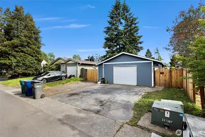 9020 13th St NE, Lake Stevens, WA 98258 - Photo 35
