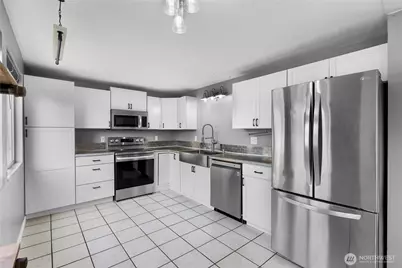 9020 13th St NE, Lake Stevens, WA 98258 - Photo 19
