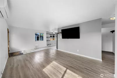 9020 13th St NE, Lake Stevens, WA 98258 - Photo 13