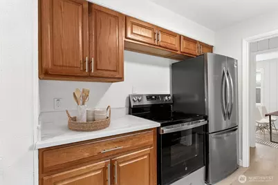 2231 Eastview Avenue NE, Bremerton, WA 98310 - Photo 15