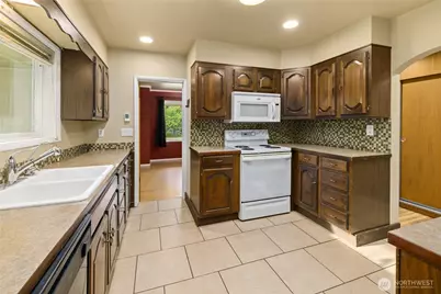 327 Lincoln Street, Cle Elum, WA 98922 - Photo 7