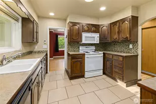 327 Lincoln St, Cle Elum, WA 98922 - Photo 7