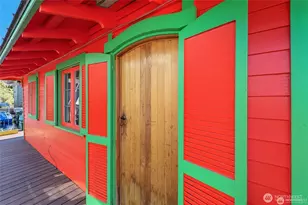 2727 Fairview Ave E, Seattle, WA 98102 - Photo 3