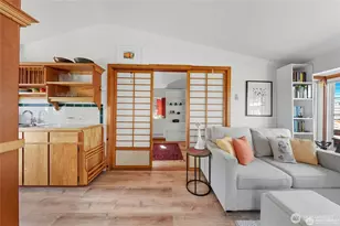 2727 Fairview Ave E, Seattle, WA 98102 - Photo 5