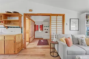2727 Fairview Ave E, Seattle, WA 98102 - Photo 7