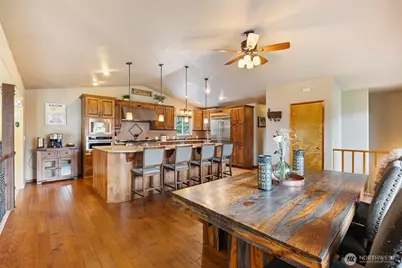 2049 Sleepy Hollow Road, Wenatchee, WA 98801 - Photo 11