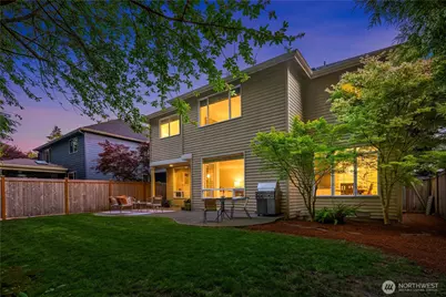 27422 SE 8th Place, Sammamish, WA 98075 - Photo 35