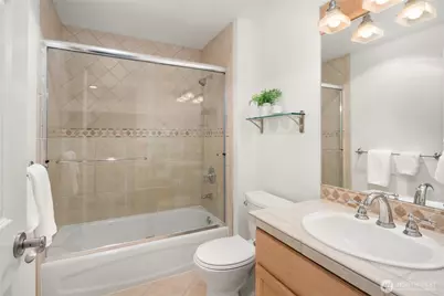 27422 SE 8th Place, Sammamish, WA 98075 - Photo 29