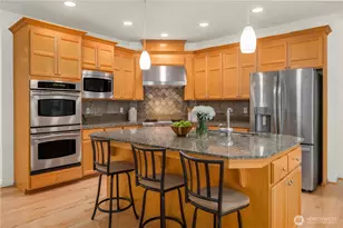 27422 SE 8th Pl, Sammamish, WA 98075 - Photo 13