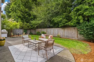 27422 SE 8th Pl, Sammamish, WA 98075 - Photo 33