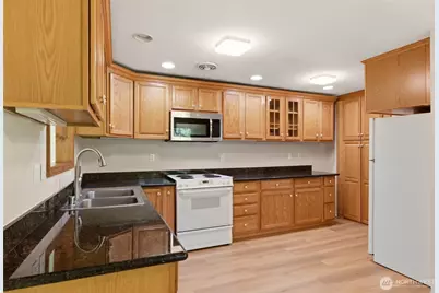 8701 72nd Avenue Ct SW, Lakewood, WA 98499 - Photo 9