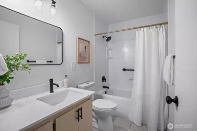 10823 Glen Acres Drive S #B, Seattle, WA 98168 - Photo 15