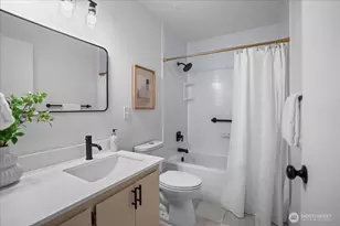 10823 Glen Acres Dr S, Seattle, WA 98168 - Photo 15