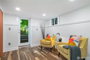 3929 Ashworth Ave N, Seattle, WA 98103 - Photo 23