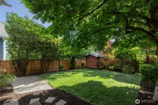 3929 Ashworth Ave N, Seattle, WA 98103 - Photo 31