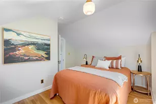 3929 Ashworth Ave N, Seattle, WA 98103 - Photo 15