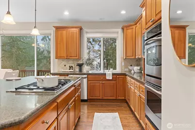 2211 204th Place NE, Sammamish, WA 98074 - Photo 11