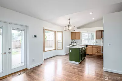 20208 81st Avenue Ct E, Spanaway, WA 98387 - Photo 11