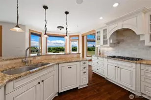 794 W Smith Rd, Bellingham, WA 98226 - Photo 9