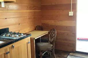 624 W Ewing St, Seattle, WA 98119 - Photo 9